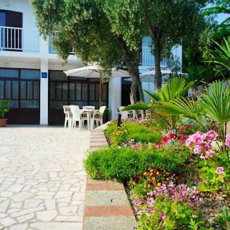 Rooms Amfora Krk Town Bagian luar foto