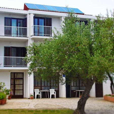Rooms Amfora Krk Town Bagian luar foto