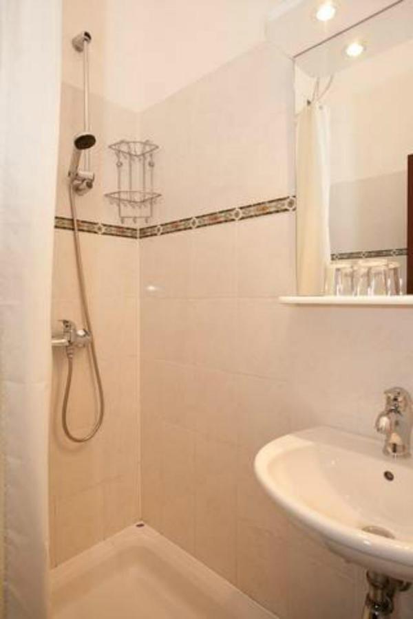 Rooms Amfora Krk Town Ruang foto